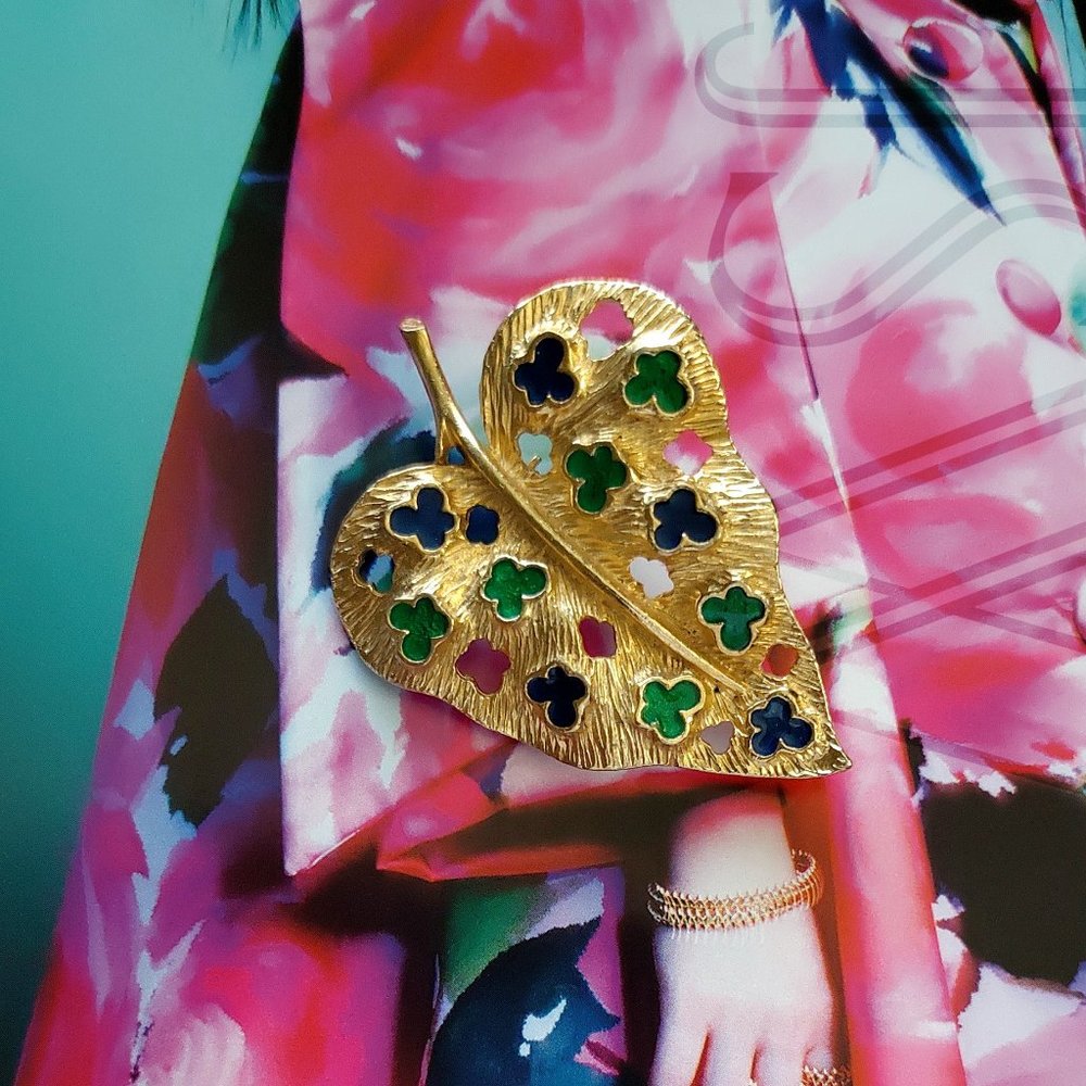FLORENZA Enameled Leaf Brooch Pin